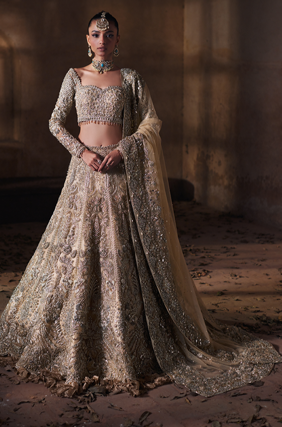 Pakistani style outlet lehenga