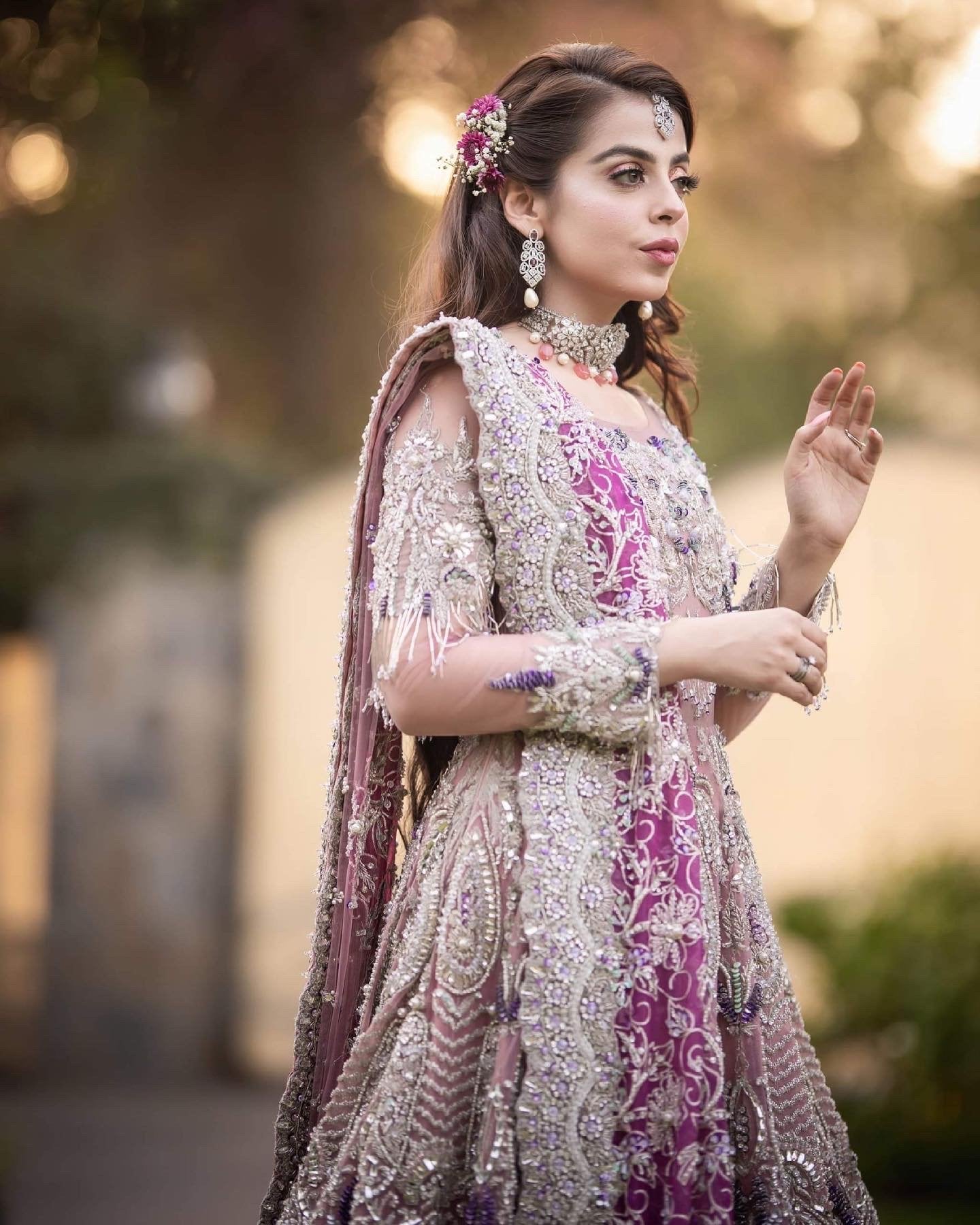 Beige and blue | Pakistani bridal dresses, Pakistani wedding dresses, Asian  wedding dress